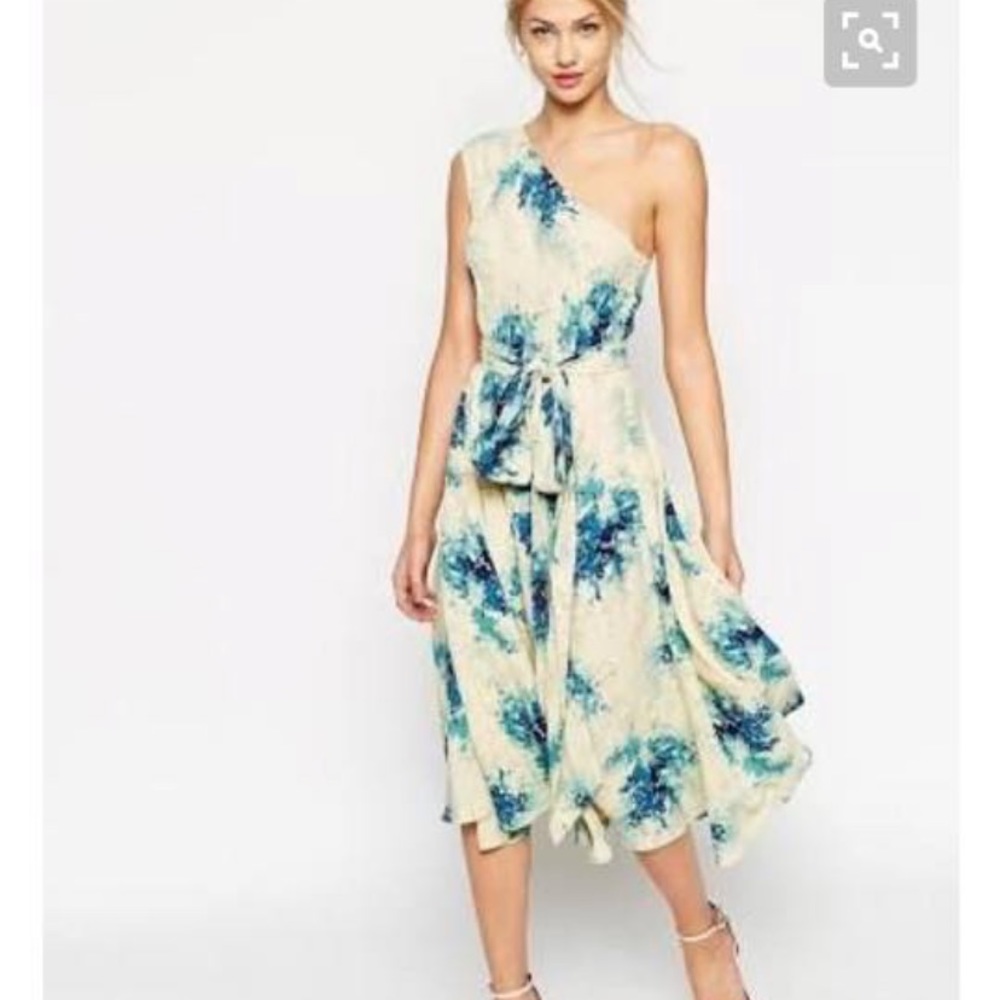 Brand new never worn from ASOS **FINAL PRICE ***